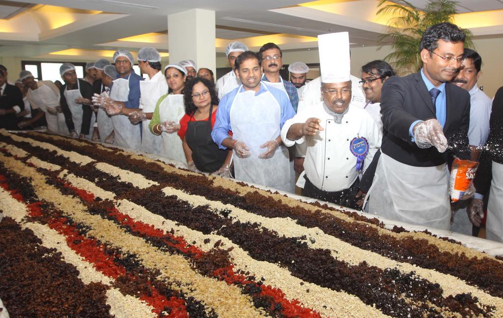 Gokulam Park Hotel&Convention Centre Kochi Buitenkant foto